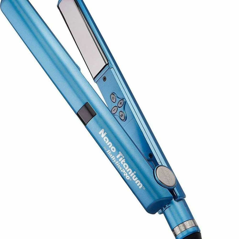 BaByliss PRO Nano Titanium flat iron, 1 Inch